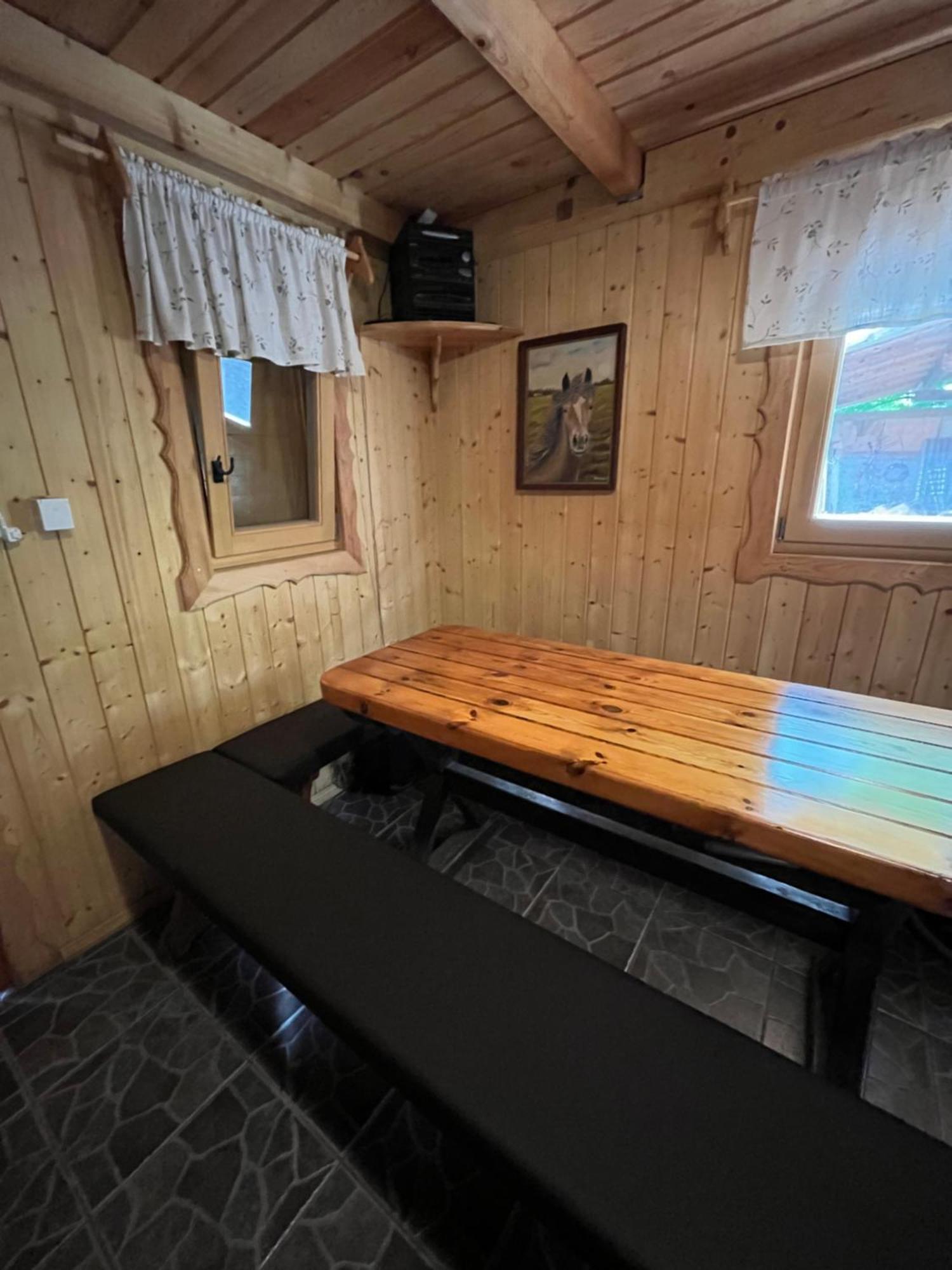 Cottage Zirovnica Extérieur photo